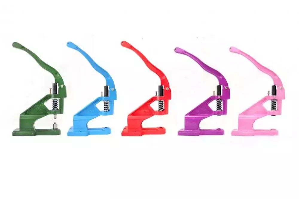 The Importance of Having the Right Grommet Tools 