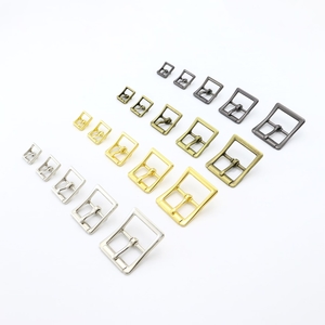 Center Bar Buckle